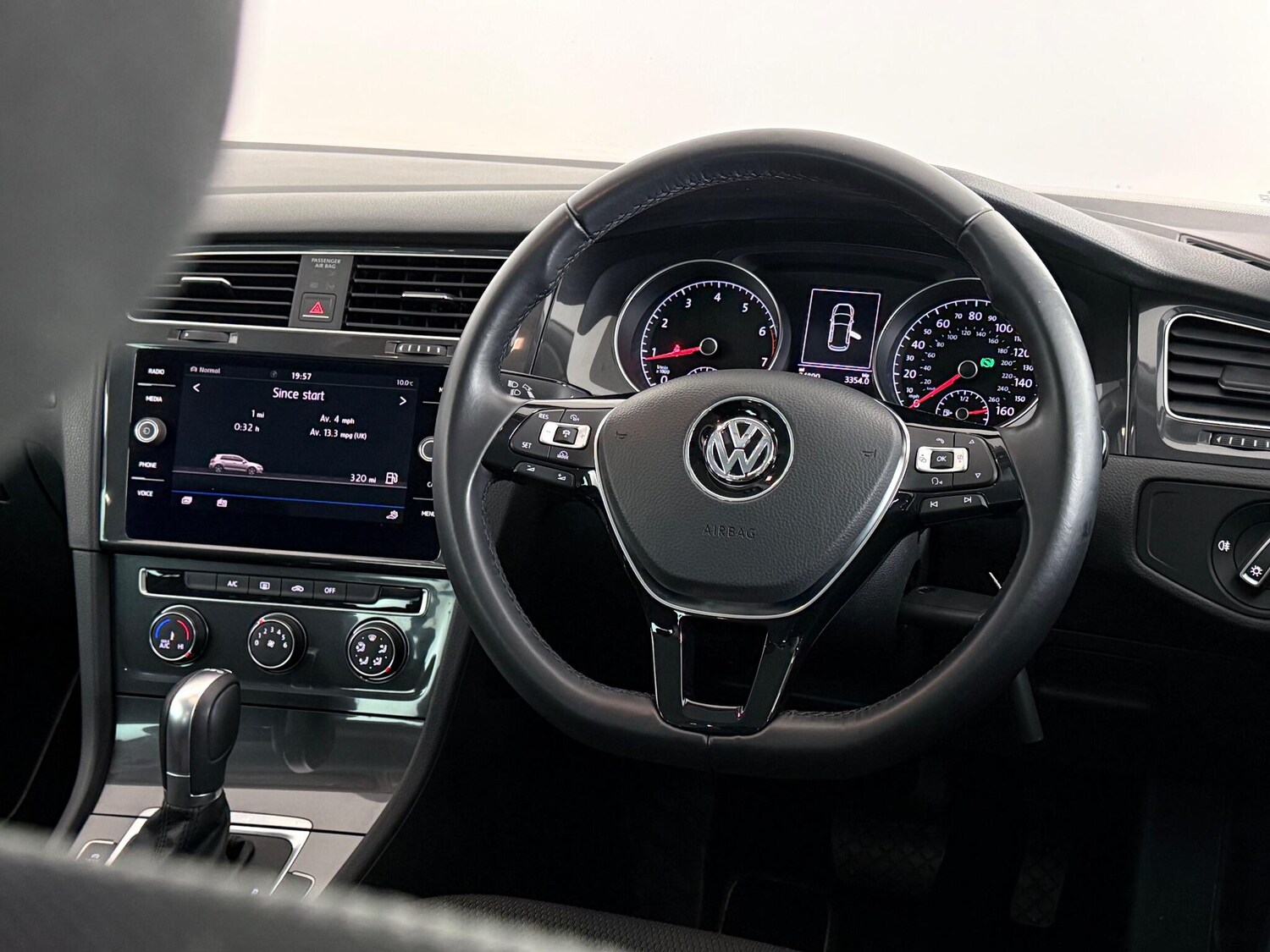 Used Volkswagen Golf 2017 for sale - 76752801: Photo 23