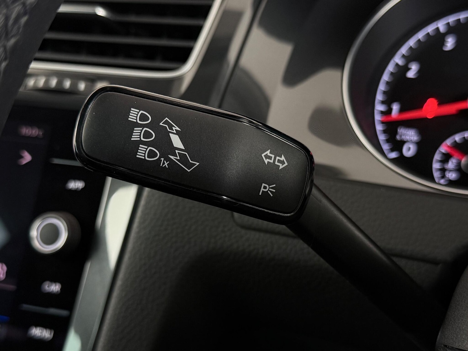 Used Volkswagen Golf 2017 for sale - 76752801: Photo 27