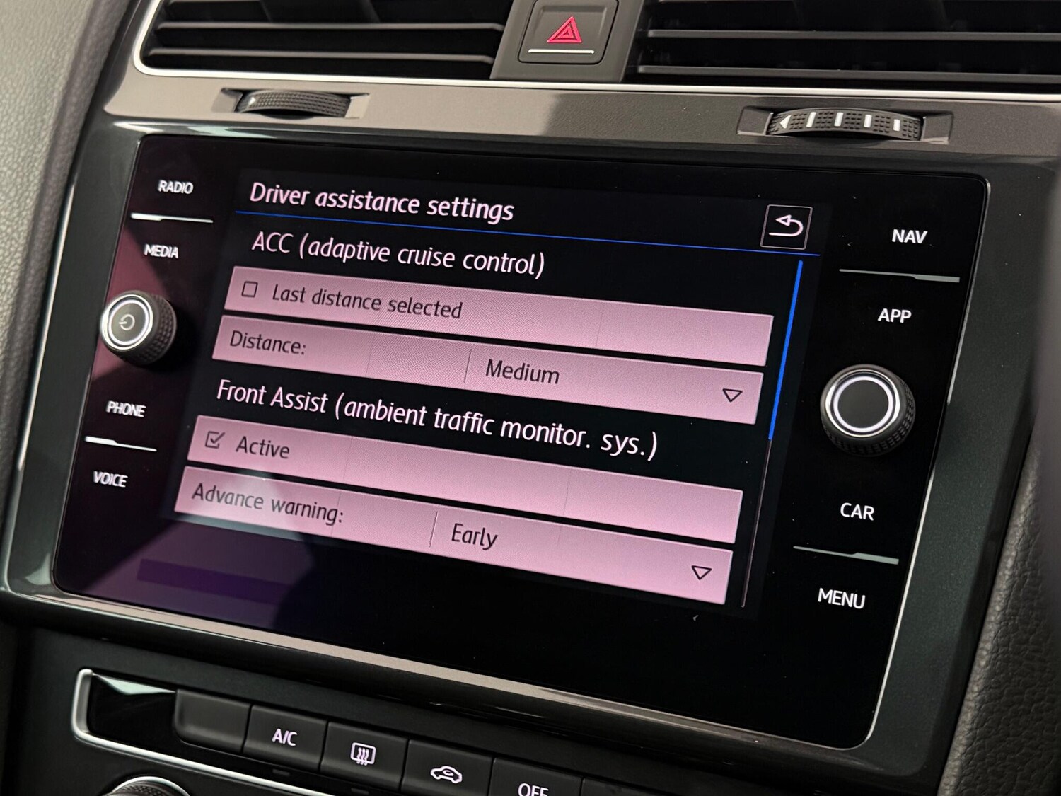 Used Volkswagen Golf 2017 for sale - 76752801: Photo 41