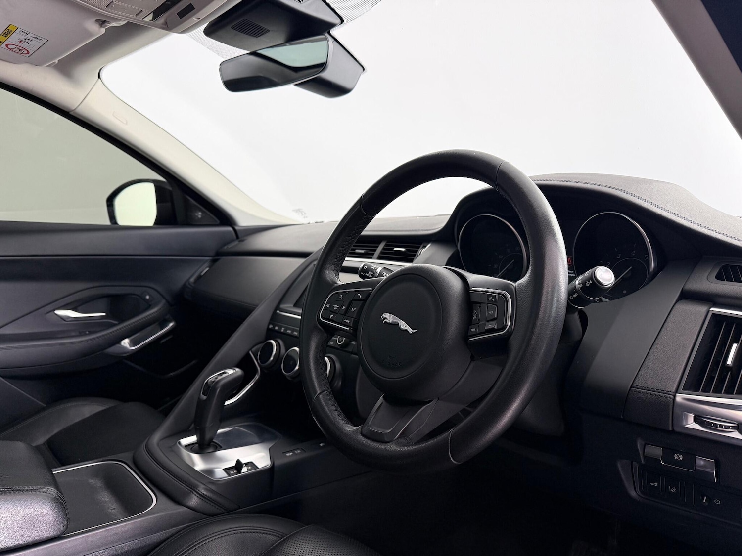 Used Jaguar E-Pace 2019 for sale - 77246399: Photo 10