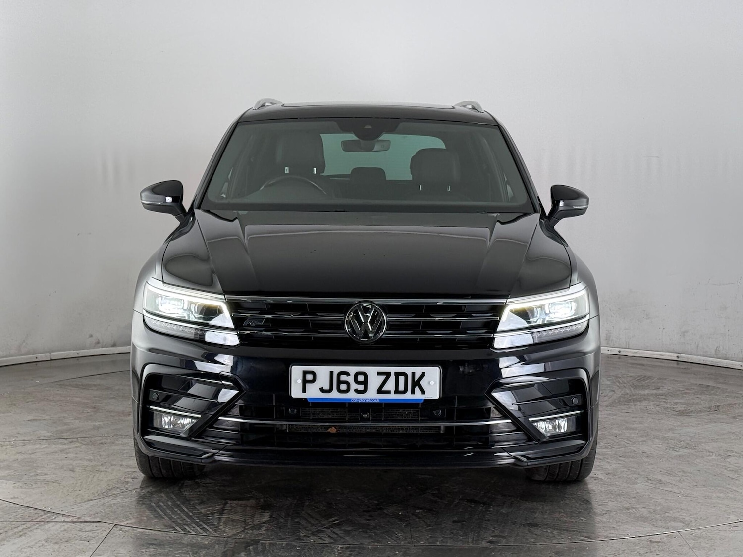 Used Volkswagen Tiguan 2019 for sale - 77243308: Photo 2