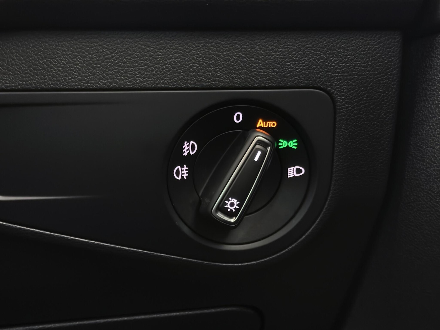 Used Volkswagen Tiguan 2019 for sale - 77243308: Photo 31