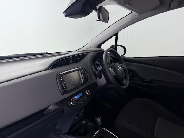 Used Toyota Yaris 2019 for sale - 76279641: Photo 17