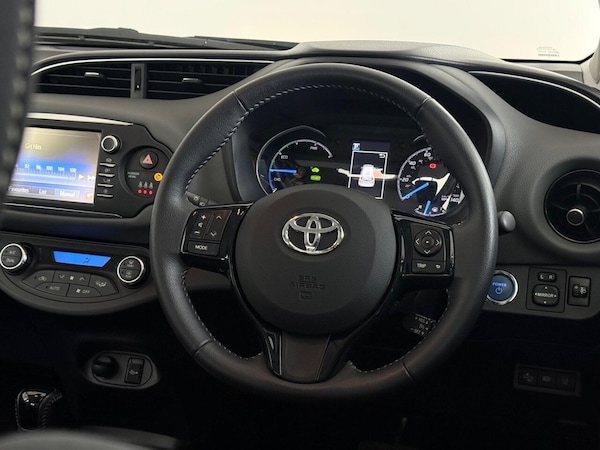 Used Toyota Yaris 2019 for sale - 76279641: Photo 22