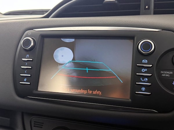 Used Toyota Yaris 2019 for sale - 76279641: Photo 36
