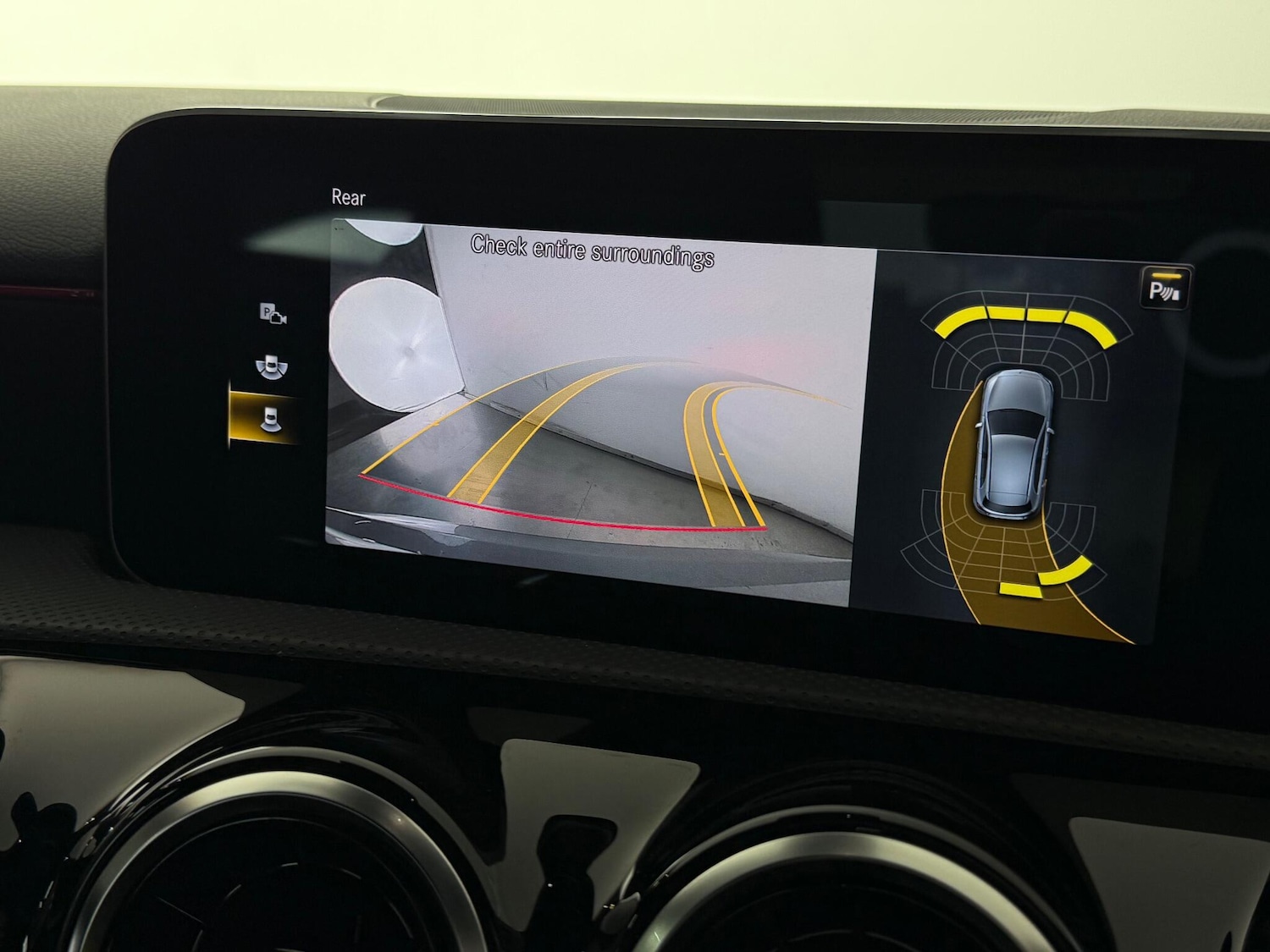 Used Mercedes-Benz A-Class 2020 for sale - 76466847: Photo 29