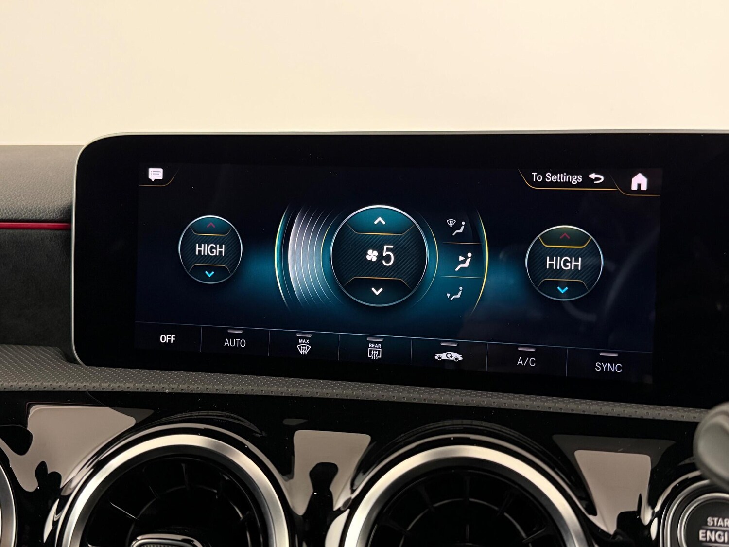 Used Mercedes-Benz A-Class 2020 for sale - 76466847: Photo 33