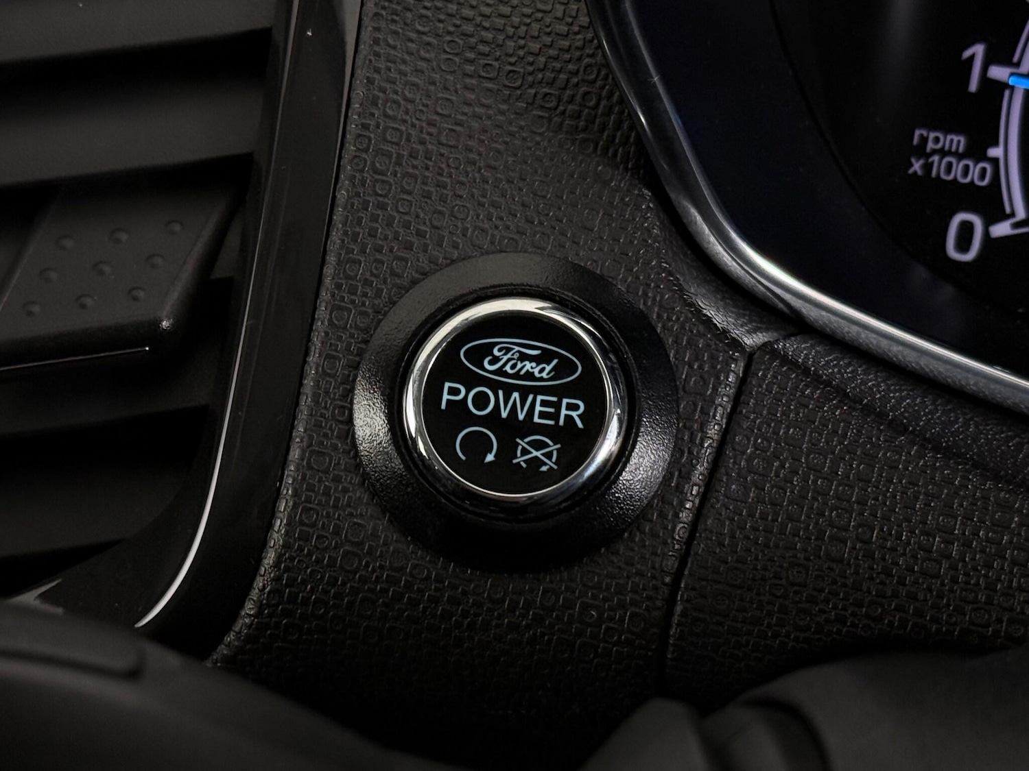 Used Ford Ecosport 2016 for sale - 77247012: Photo 21