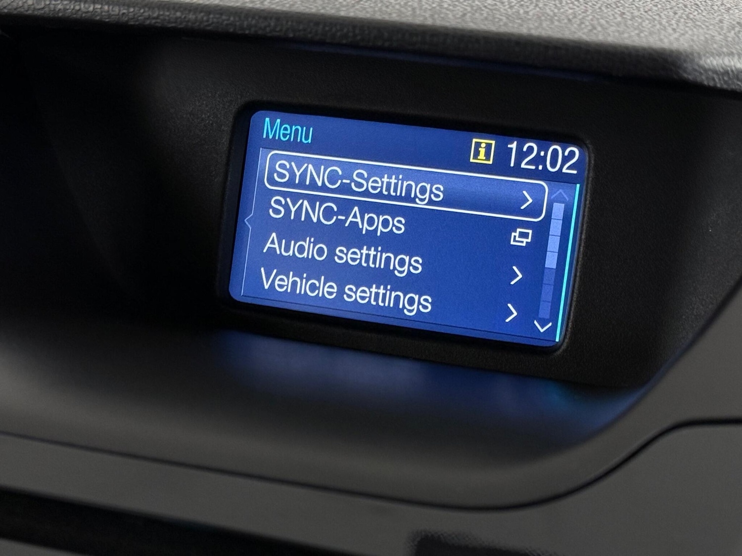 Used Ford Ecosport 2016 for sale - 77247012: Photo 27