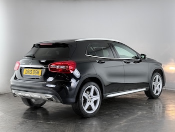 Used Mercedes-Benz GLA 2019 for sale - 76538155: Photo