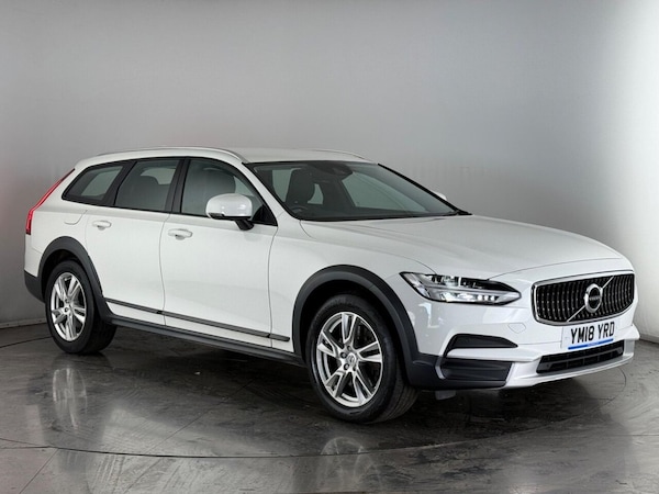Used Volvo V90 Cross Country 2018 for sale - 75727583: Photo 1