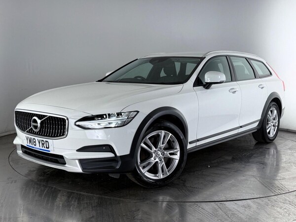 Used Volvo V90 Cross Country 2018 for sale - 75727583: Photo 43