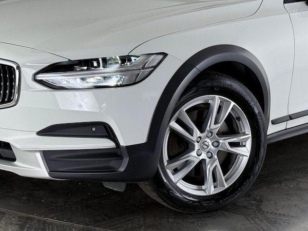 Used Volvo V90 Cross Country 2018 for sale - 75727583: Photo 45