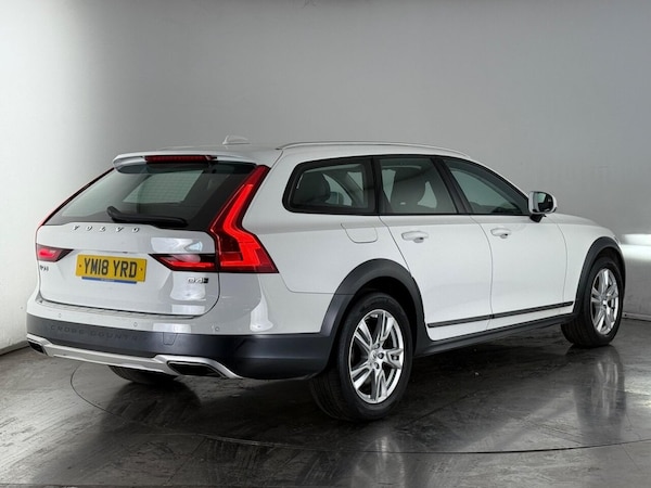Used Volvo V90 Cross Country 2018 for sale - 75727583: Photo 5