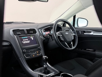 Used Ford Mondeo 2016 for sale - 78898898: Photo