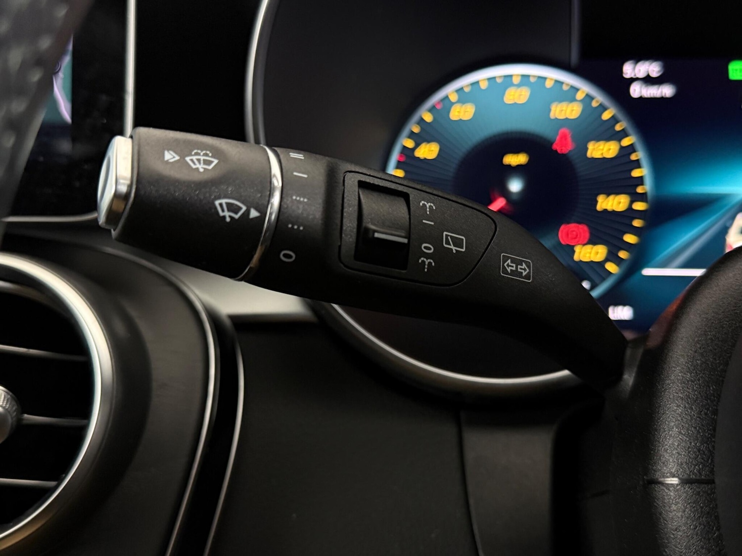 Used Mercedes-Benz C Class 2019 for sale - 77182382: Photo 24