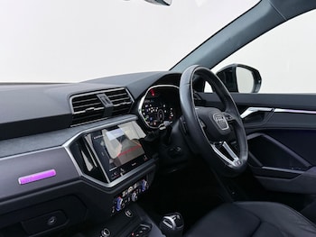Used Audi Q3 2021 for sale - 79120056: Photo