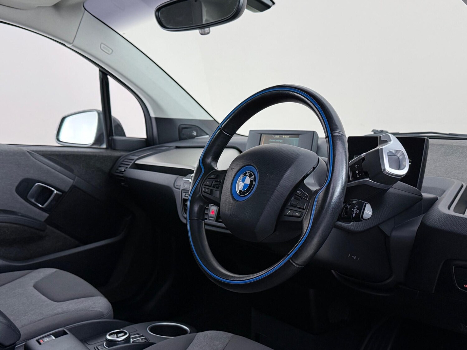 Used BMW i3 2017 for sale - 78132074: Photo 10