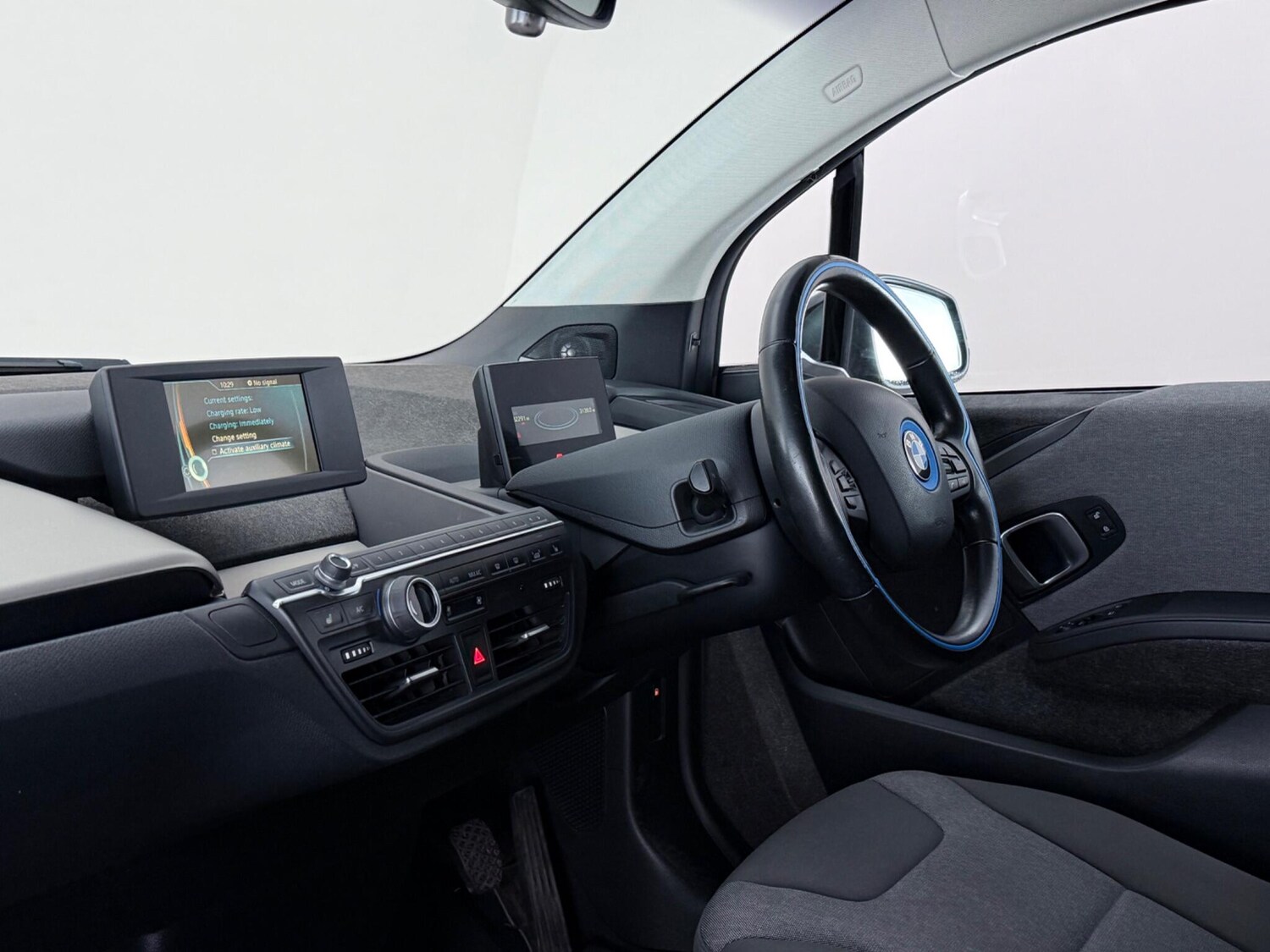 Used BMW i3 2017 for sale - 78132074: Photo 12