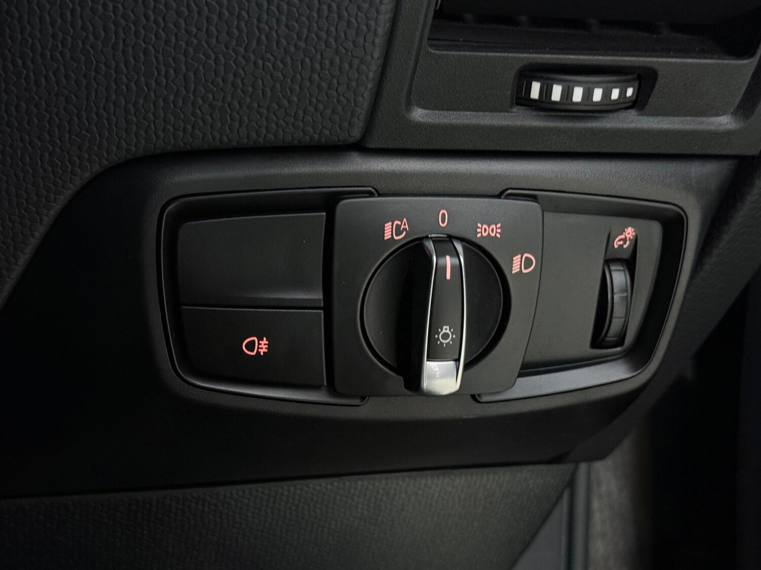 Used BMW i3 2017 for sale - 78132074: Photo 19