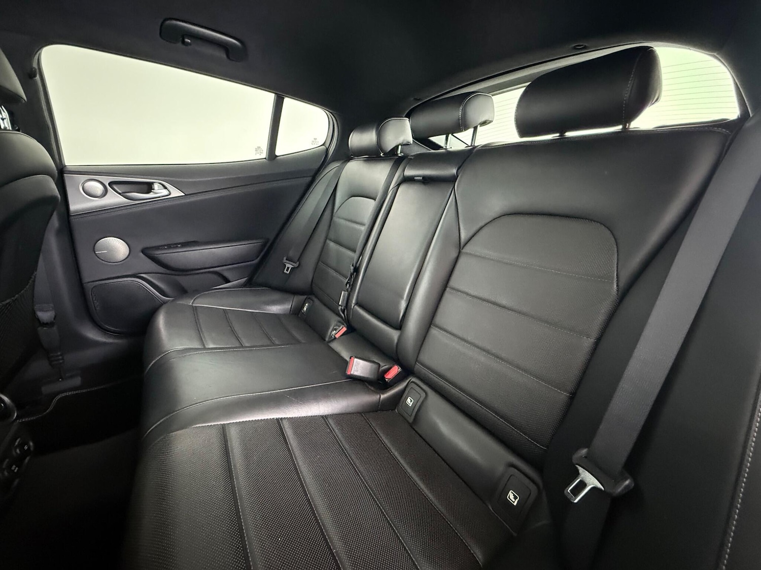 Used Kia Stinger 2019 for sale - 77243040: Photo 15