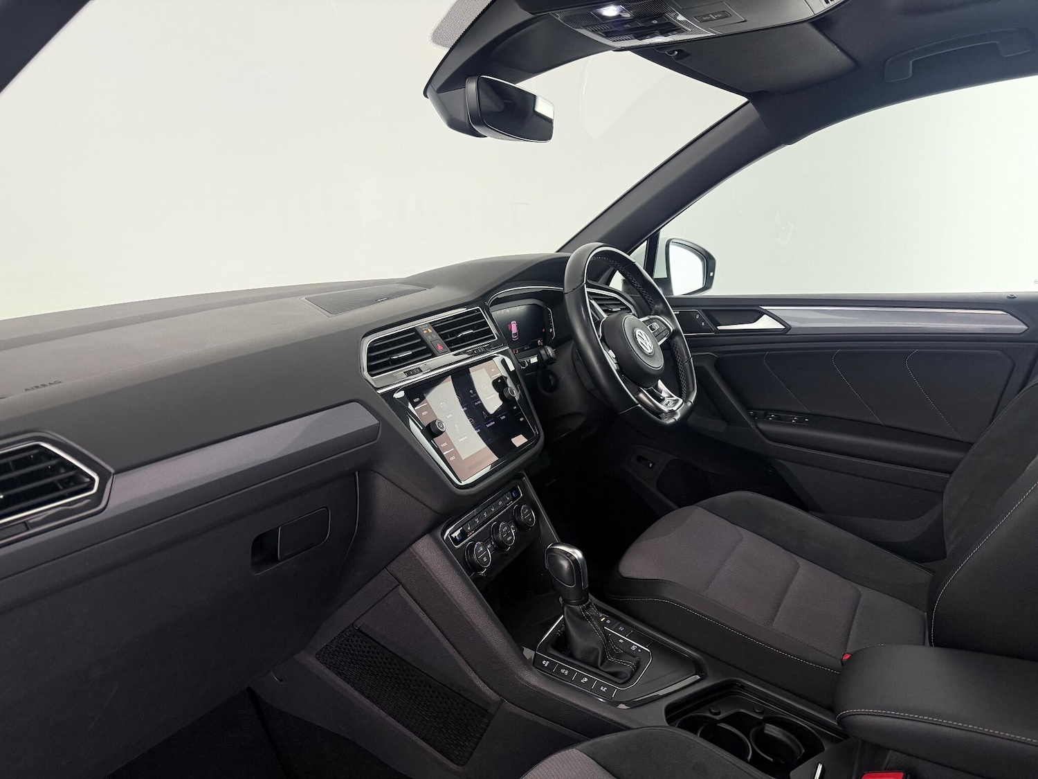 Used Volkswagen Tiguan 2019 for sale - 76467346: Photo 18