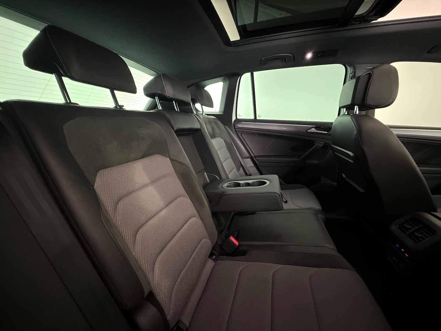 Used Volkswagen Tiguan 2019 for sale - 76467346: Photo 20