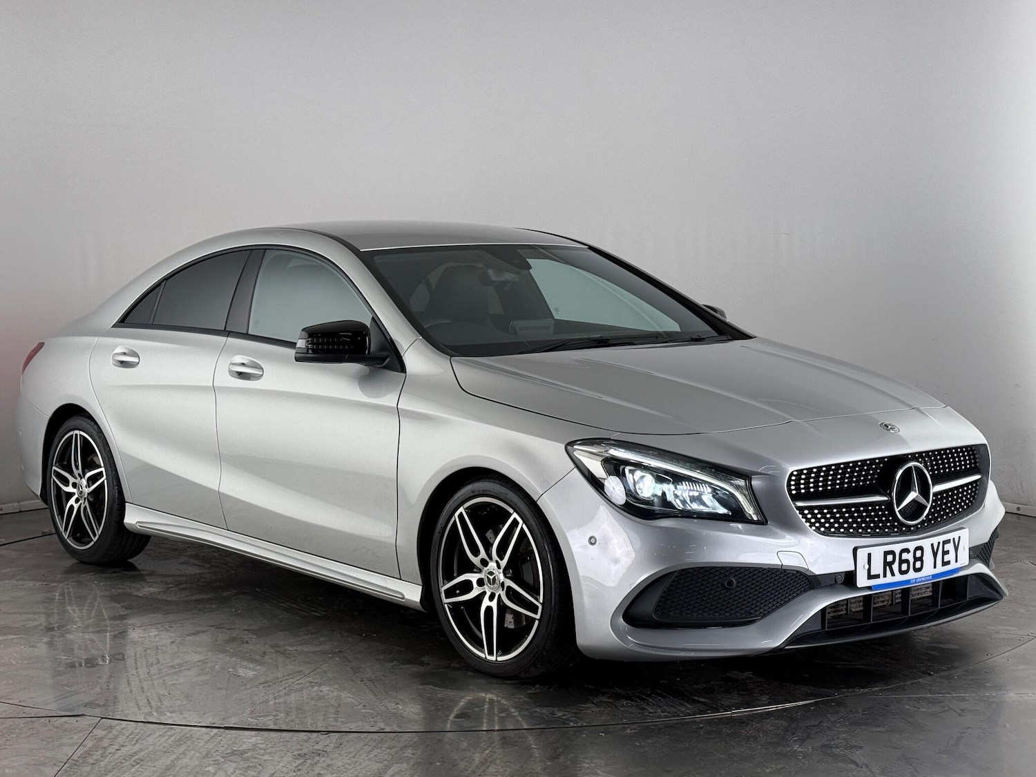 Used Mercedes-Benz CLA 2018 for sale - 76466680: Photo 1