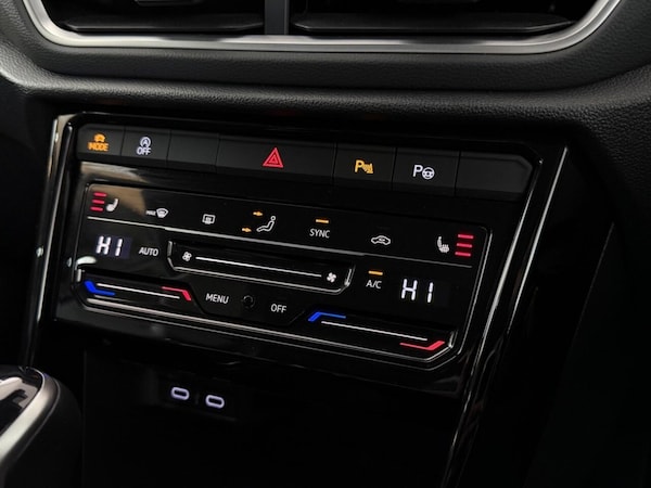 Used Volkswagen T-Roc 2023 for sale - 75073277: Photo 46