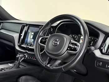 Used Volvo XC60 2018 for sale - 79237270: Photo