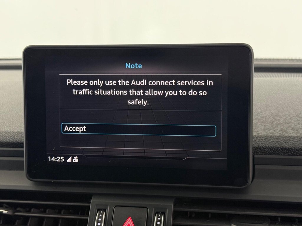 Used Audi Q5 2018 for sale - 76105453: Photo 39