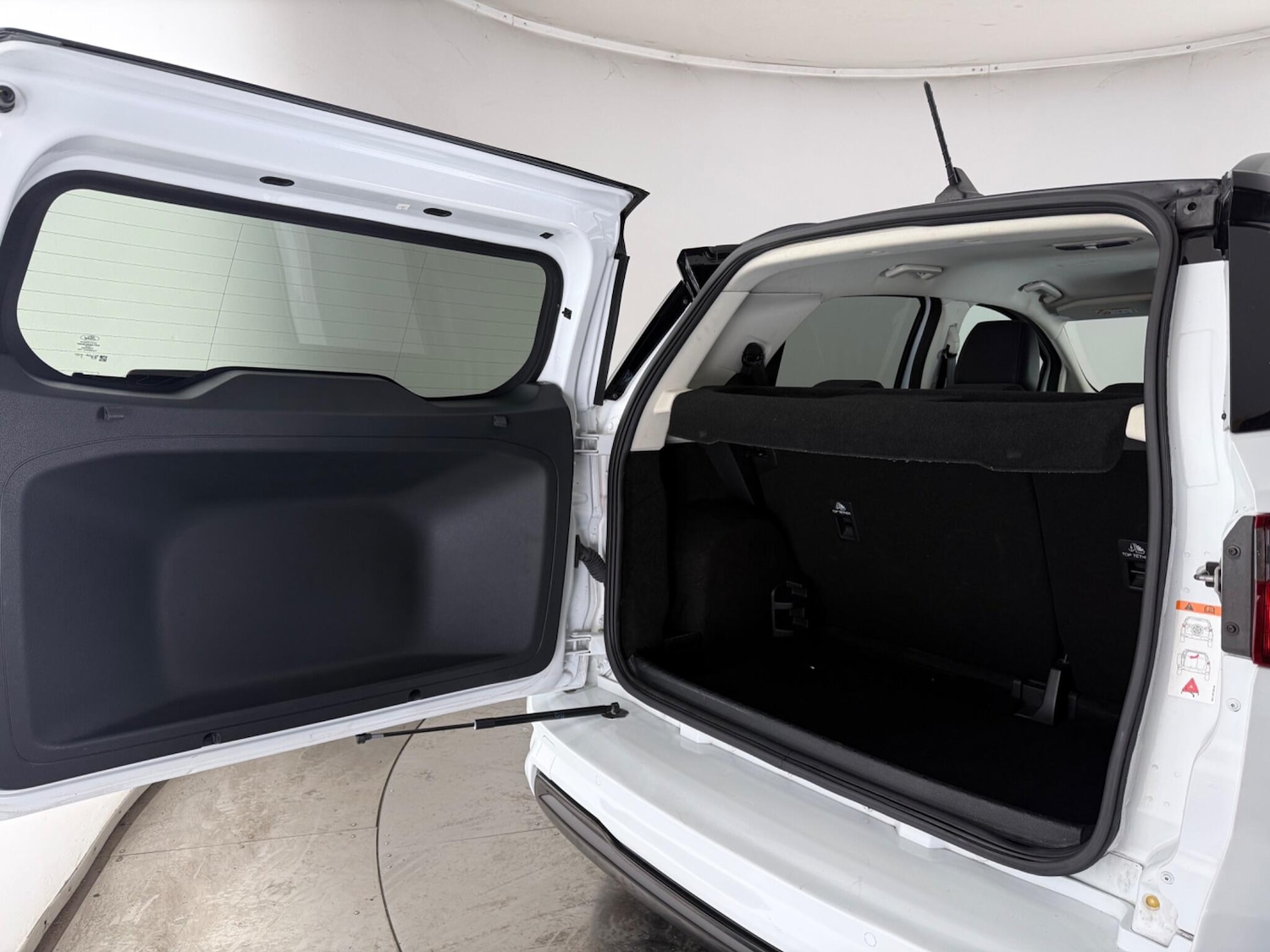 Used Ford Ecosport 2018 for sale - 76467030: Photo 13