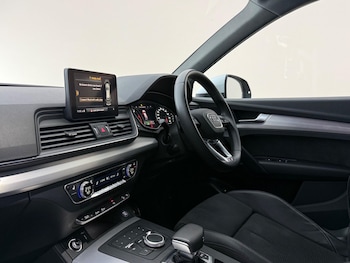 Used Audi Q5 2020 for sale - 78935501: Photo