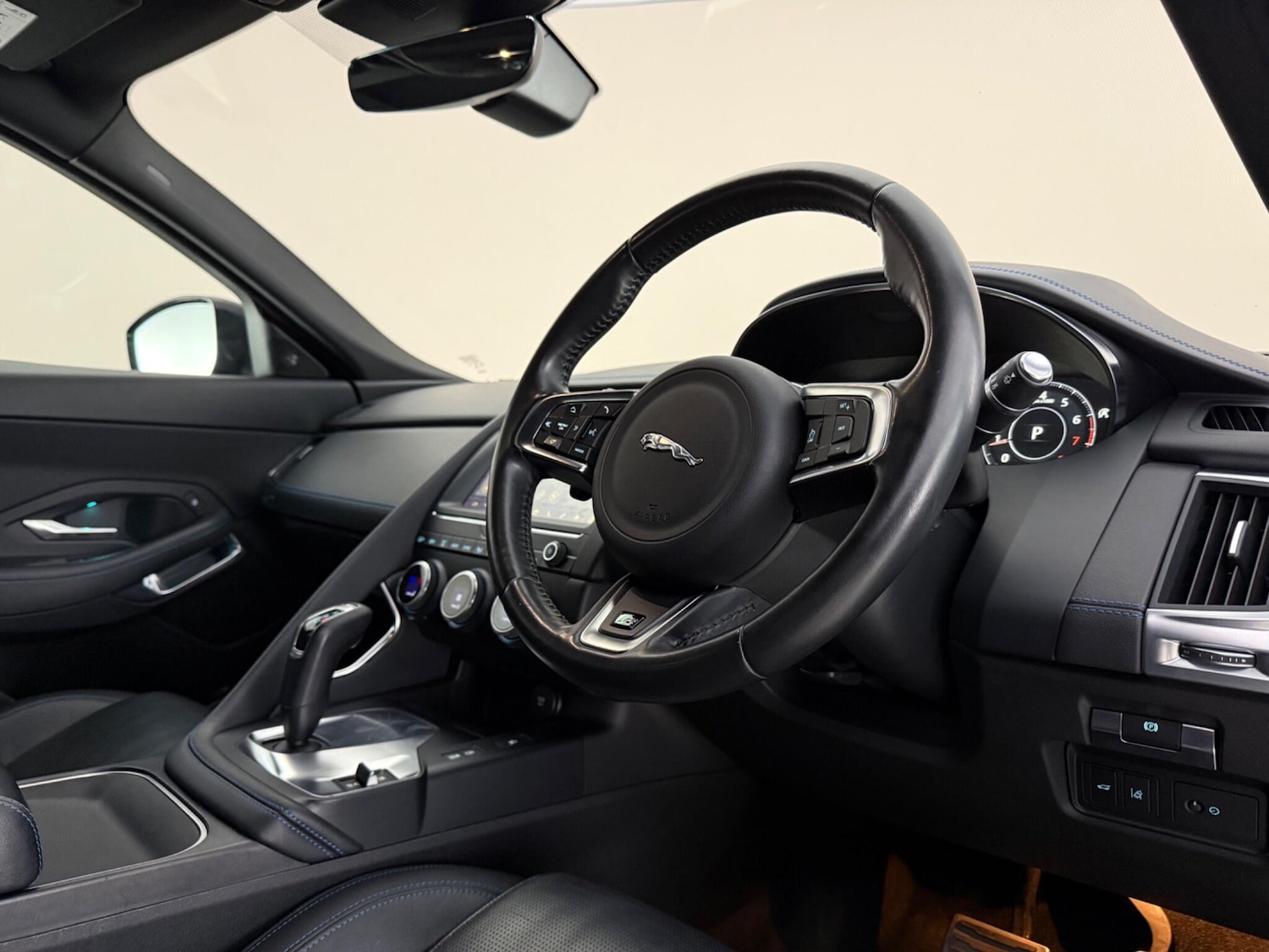 Used Jaguar E-Pace 2018 for sale - 78197340: Photo 20