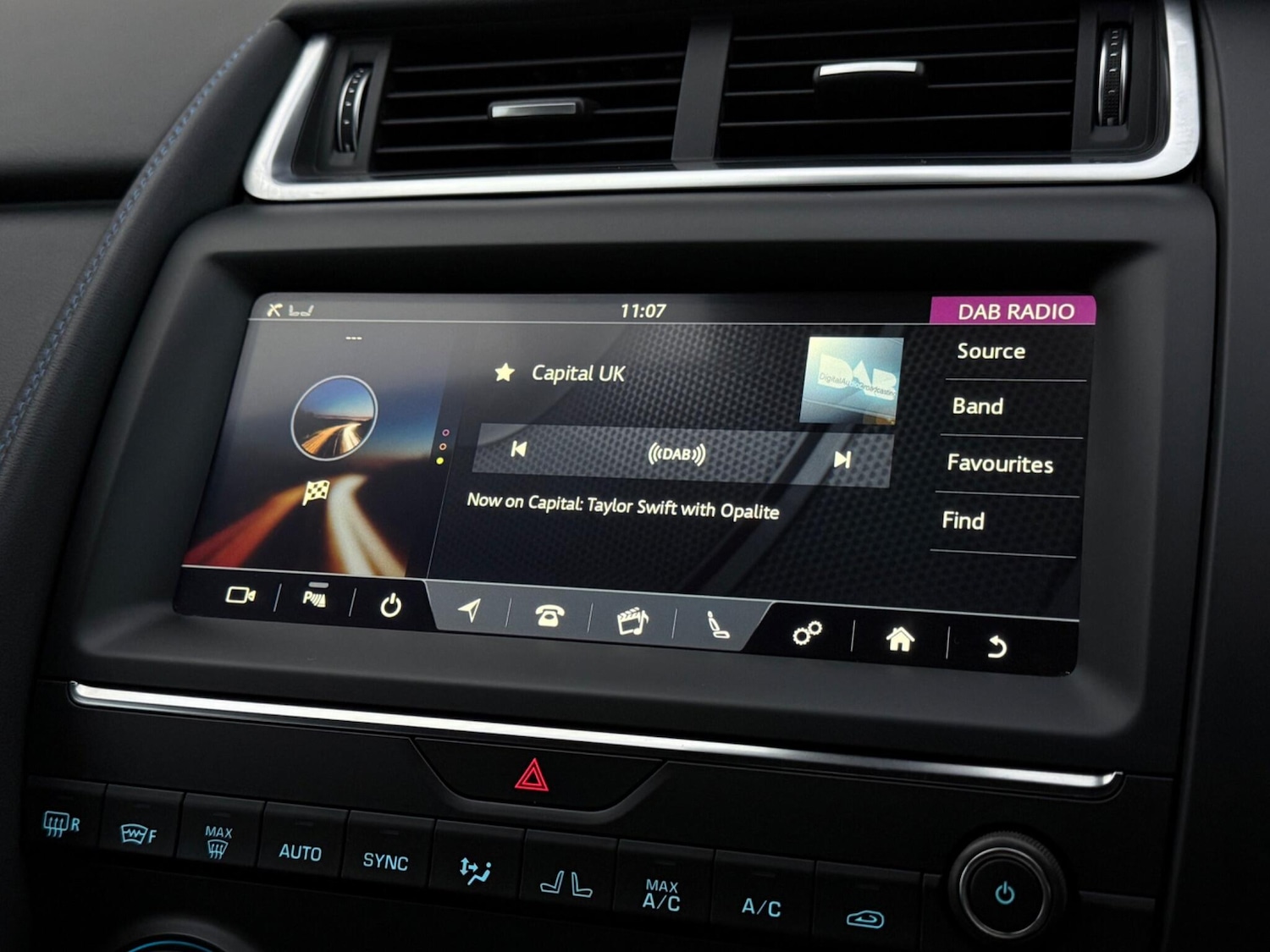 Used Jaguar E-Pace 2018 for sale - 78197340: Photo 26