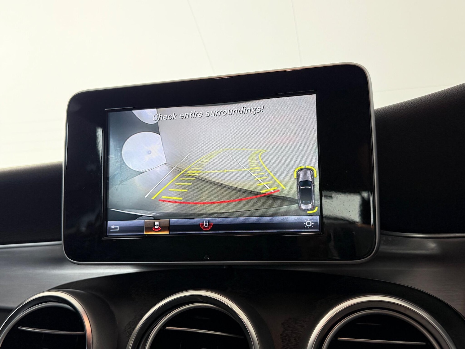 Used Mercedes-Benz C Class 2018 for sale - 76467445: Photo 34