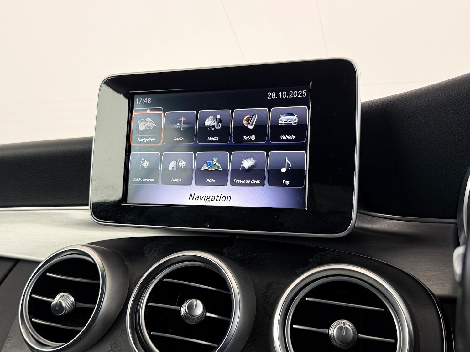 Used Mercedes-Benz C Class 2018 for sale - 76467445: Photo 38