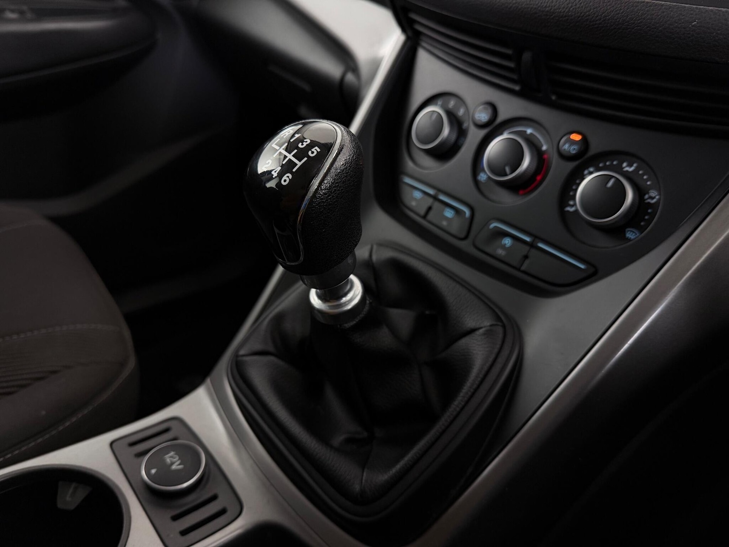 Used Ford Kuga 2016 for sale - 77222245: Photo 22