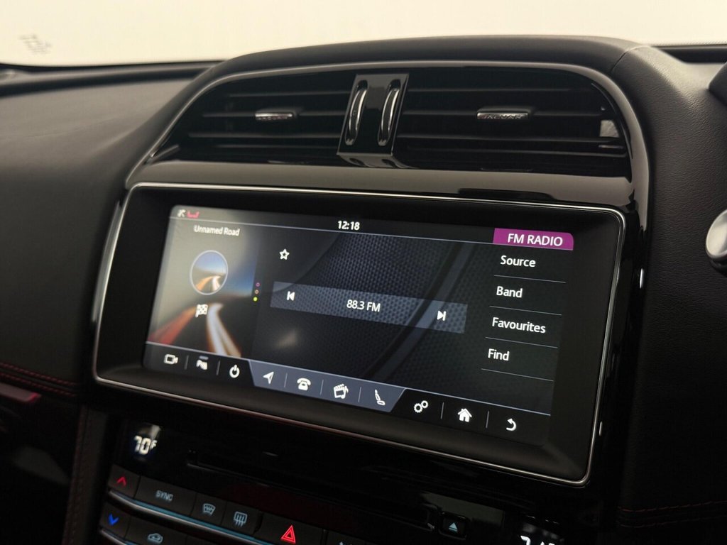 Used Jaguar F-Pace 2019 for sale - 76367408: Photo 40