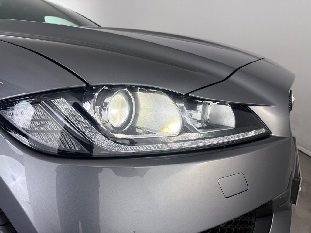 Used Jaguar F-Pace 2019 for sale - 76367408: Photo 8