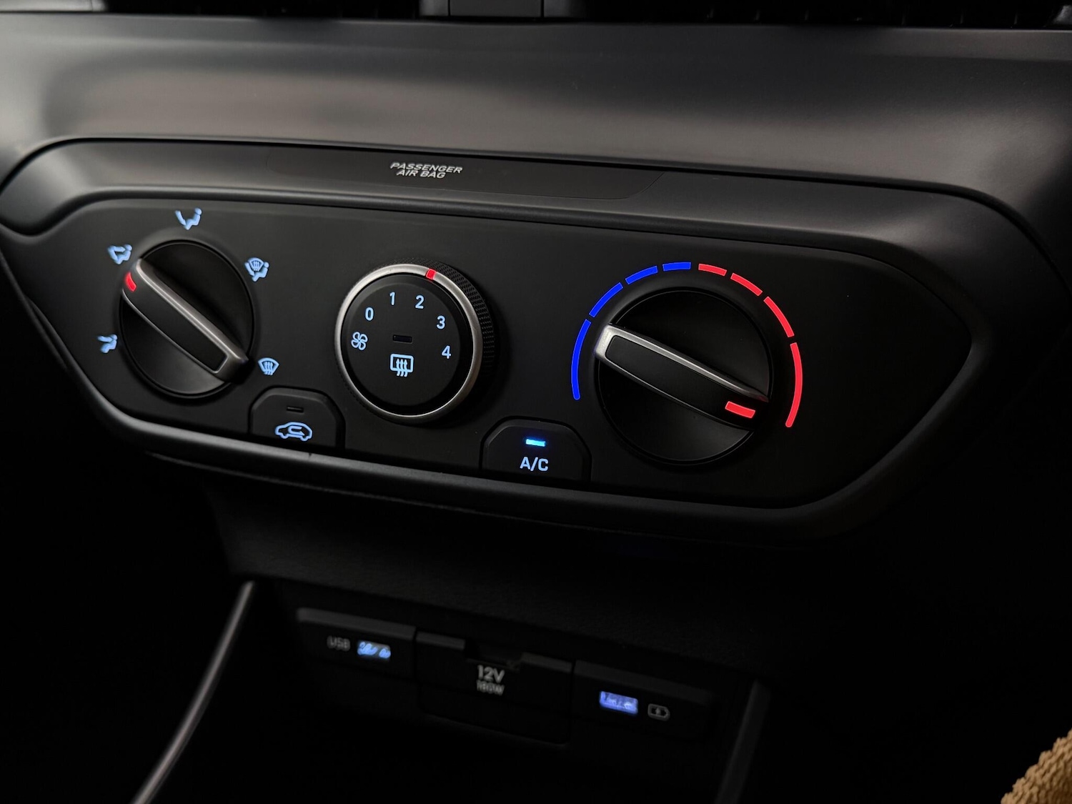 Used Hyundai i20 2023 for sale - 77109214: Photo 36