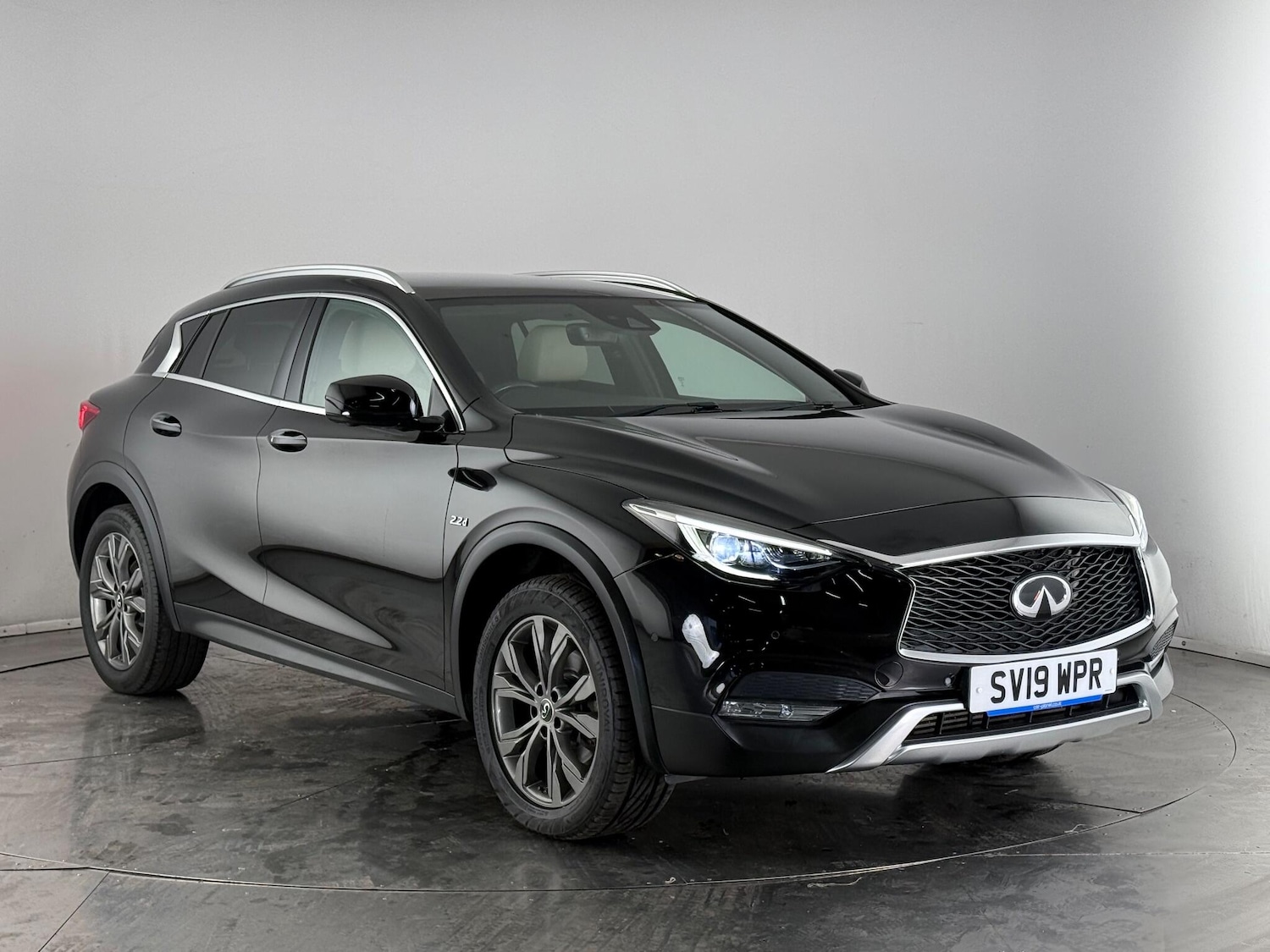 Used Infiniti QX30 2019 for sale - 76561060: Photo 1