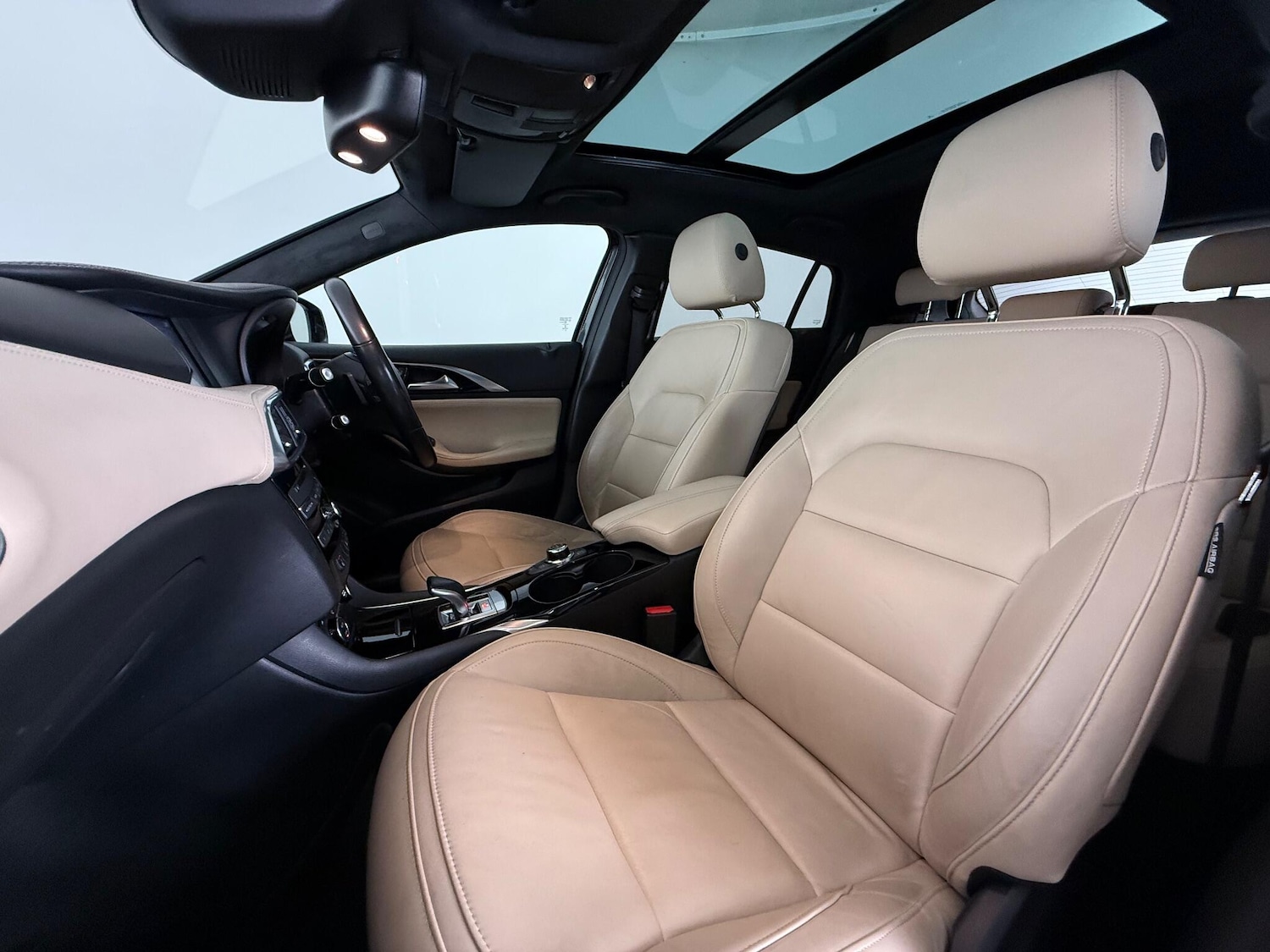 Used Infiniti QX30 2019 for sale - 76561060: Photo 15