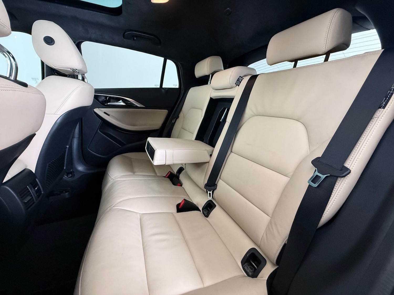 Used Infiniti QX30 2019 for sale - 76561060: Photo 17