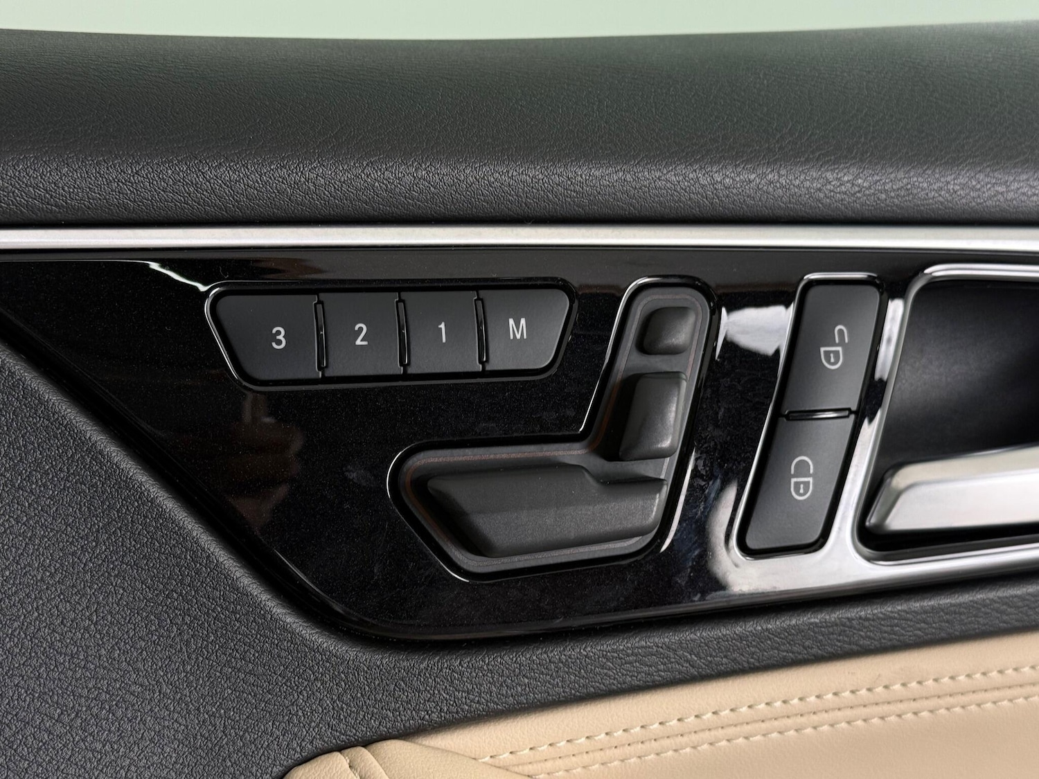 Used Infiniti QX30 2019 for sale - 76561060: Photo 18