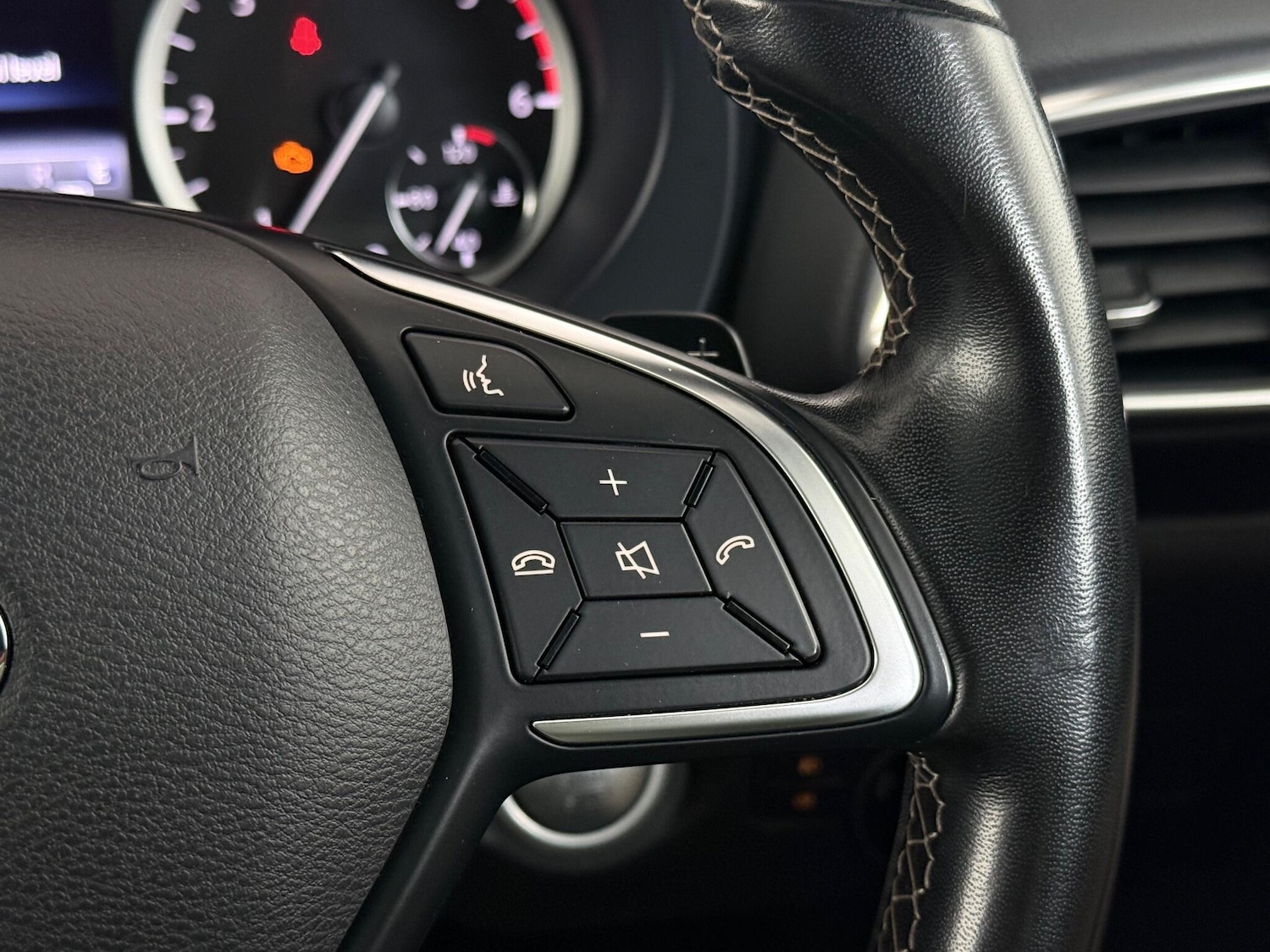 Used Infiniti QX30 2019 for sale - 76561060: Photo 25