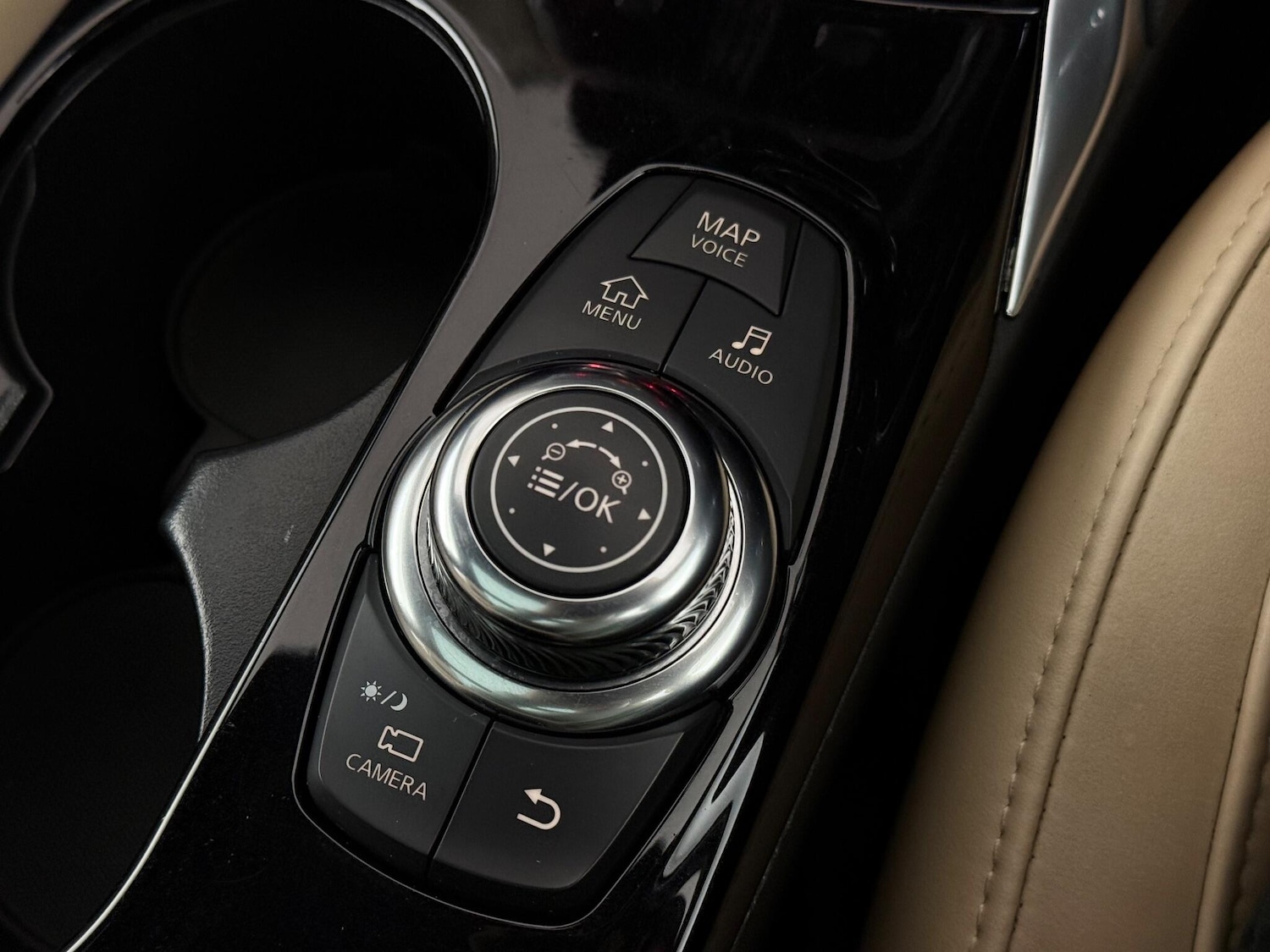 Used Infiniti QX30 2019 for sale - 76561060: Photo 37