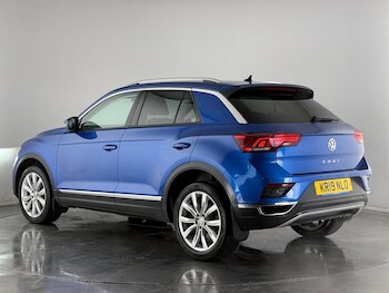 Used Volkswagen T-Roc 2019 for sale - 77222243: Photo