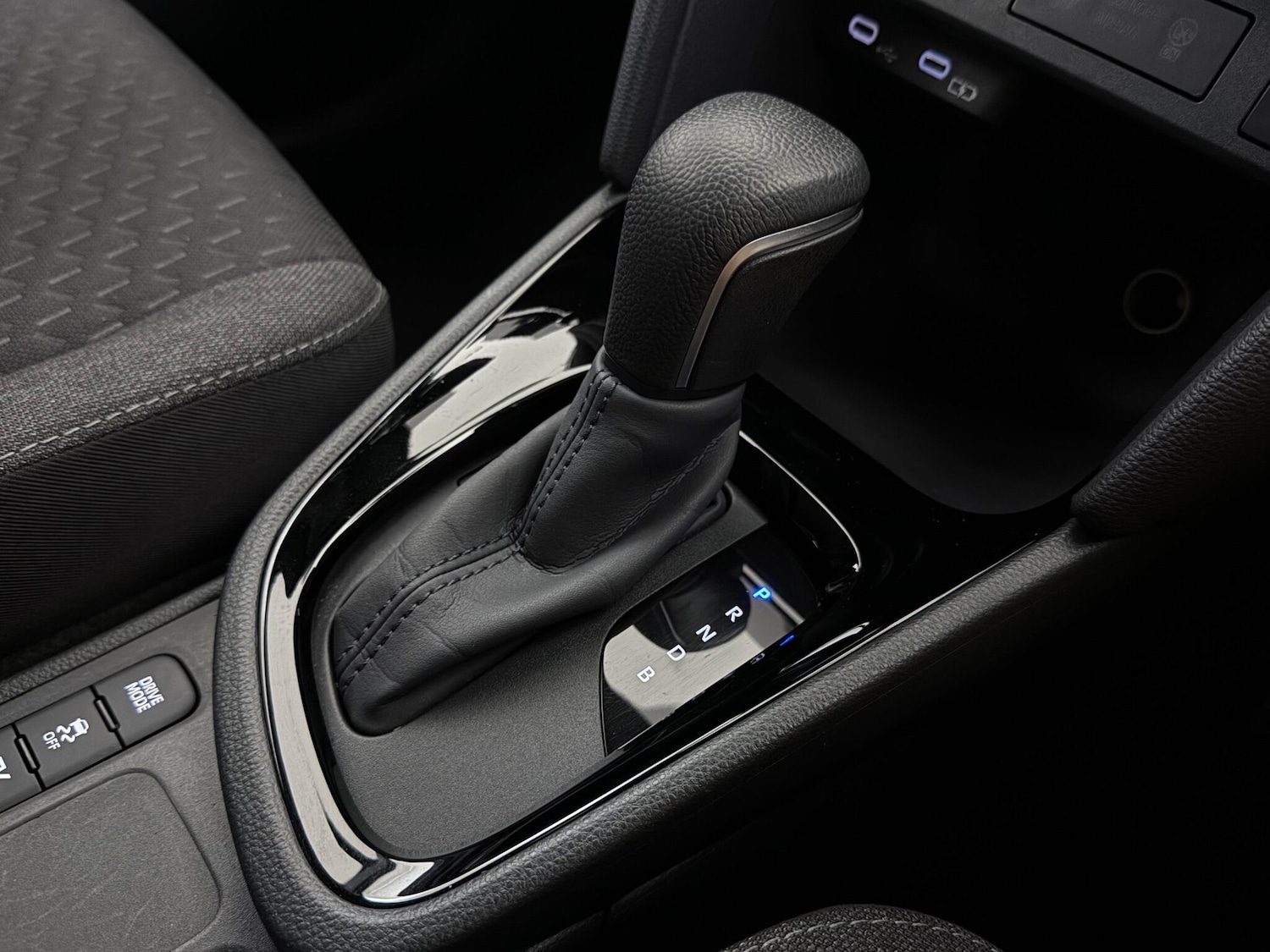 Used Toyota Yaris Cross 2024 for sale - 77246177: Photo 29