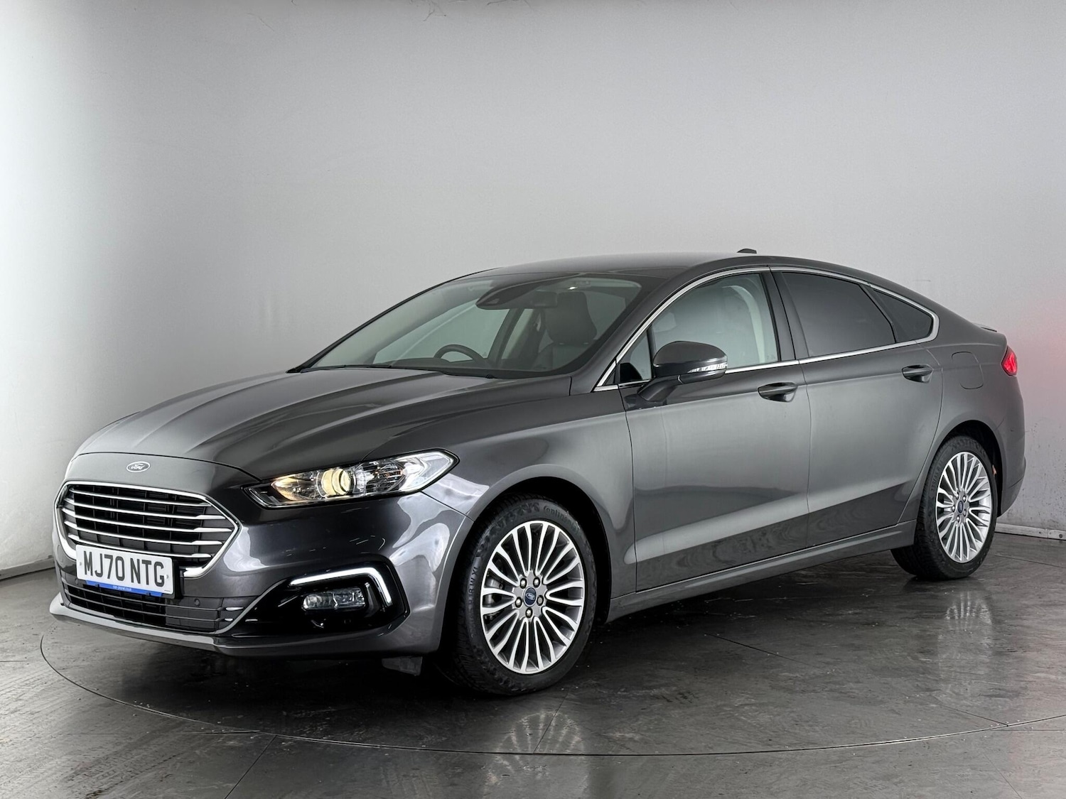 Used Ford Mondeo 2020 for sale - 77182353: Photo 2